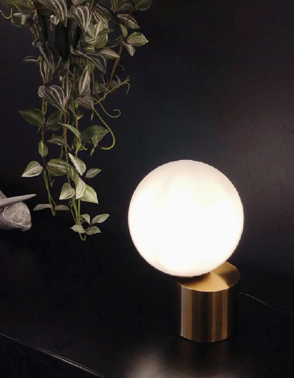 45 degree table lamp
